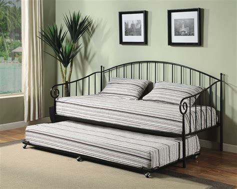 44 533. . Day beds with pop up trundle